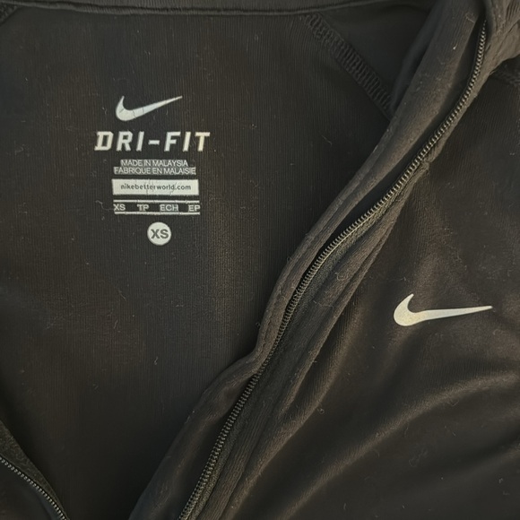 Nike dry fit black pullover - Picture 5 of 5